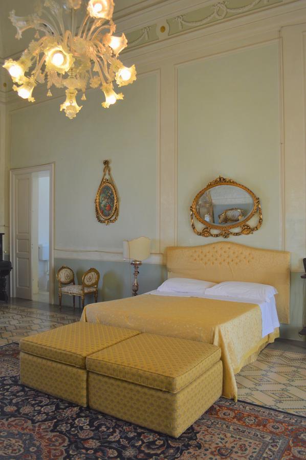Bed and Breakfast Palazzo Vecchio Marittima Exterior foto
