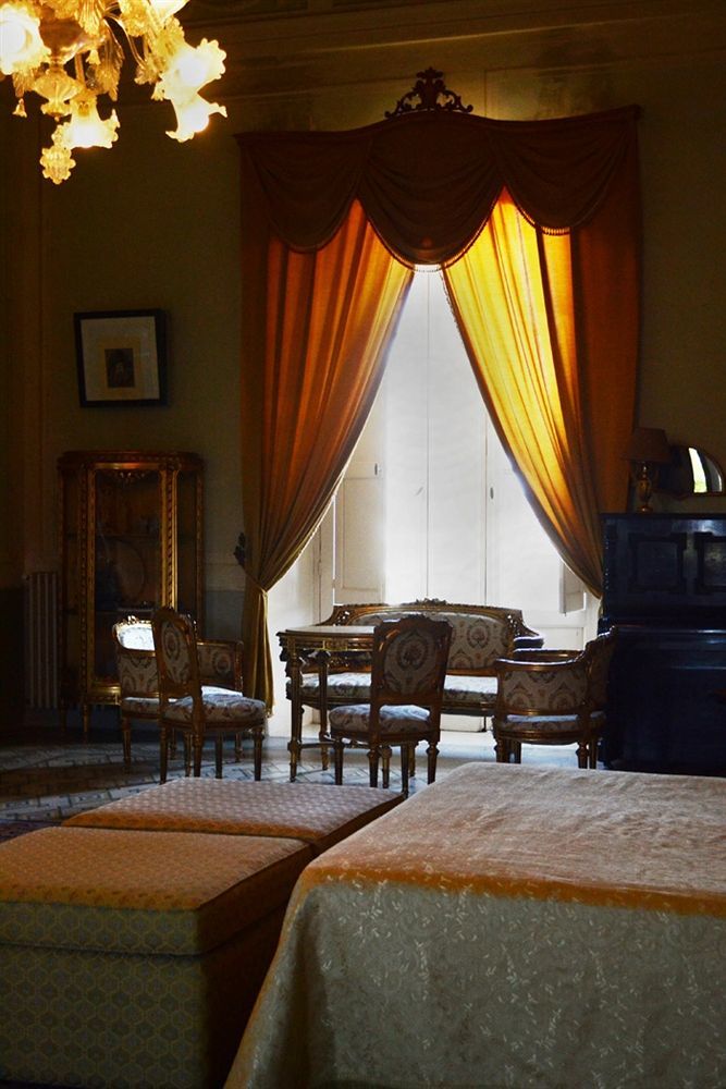 Bed and Breakfast Palazzo Vecchio Marittima Exterior foto